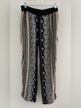 Matty M Geometric Wide-Leg Pants